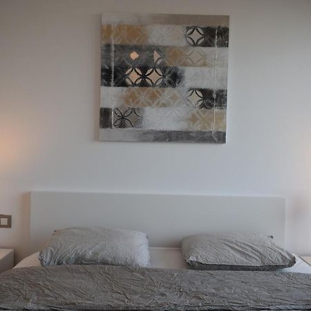 Magnificent Apartment Close To The Beach Sant Adria de Besos Ngoại thất bức ảnh