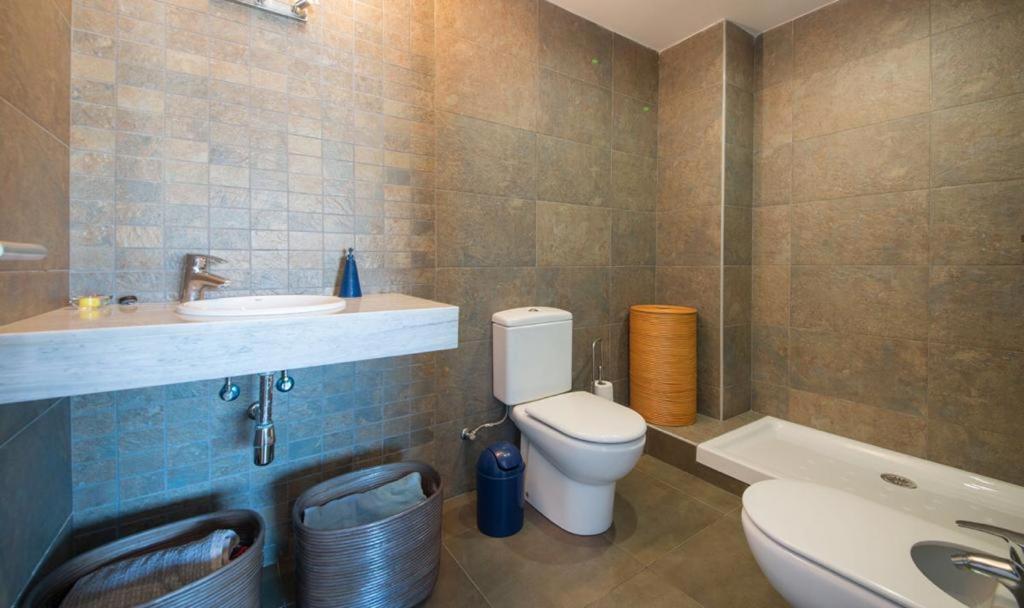 Magnificent Apartment Close To The Beach Sant Adria de Besos Ngoại thất bức ảnh