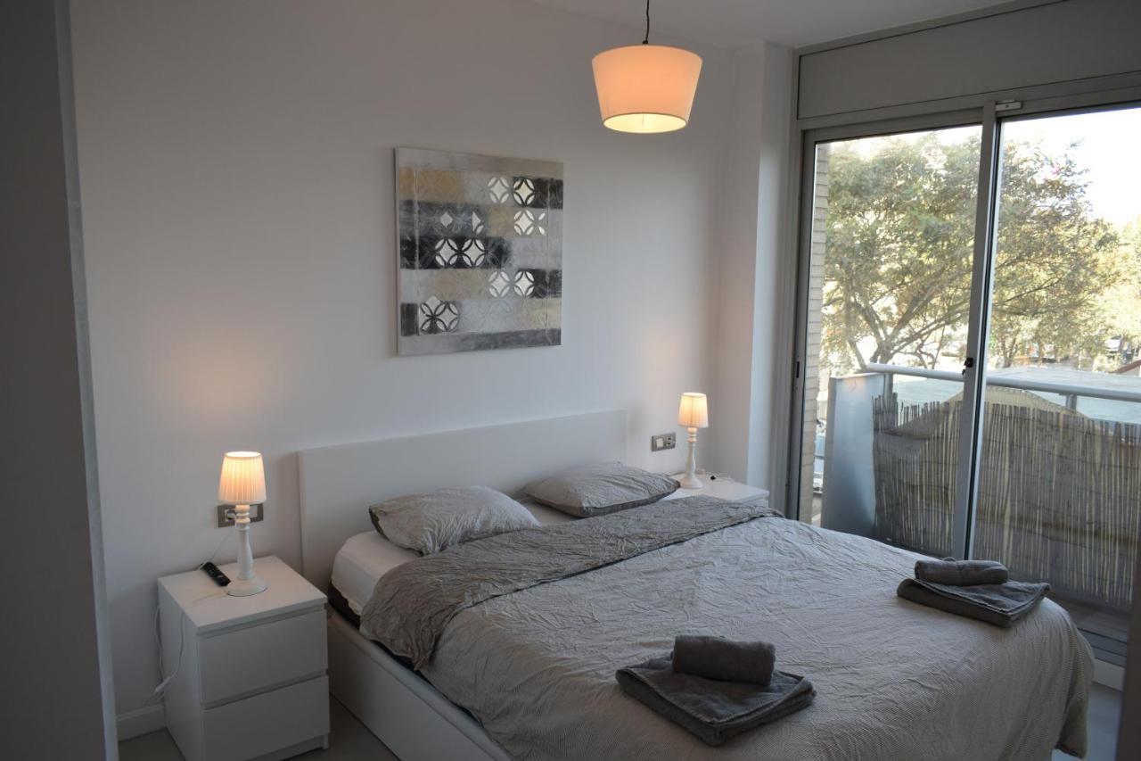 Magnificent Apartment Close To The Beach Sant Adria de Besos Ngoại thất bức ảnh